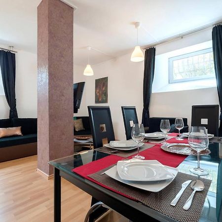 2 Studio Budapest Exteriör bild
