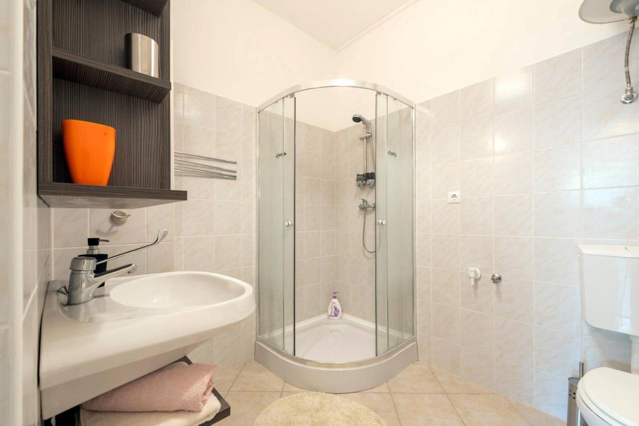 2 Studio Budapest Exteriör bild
