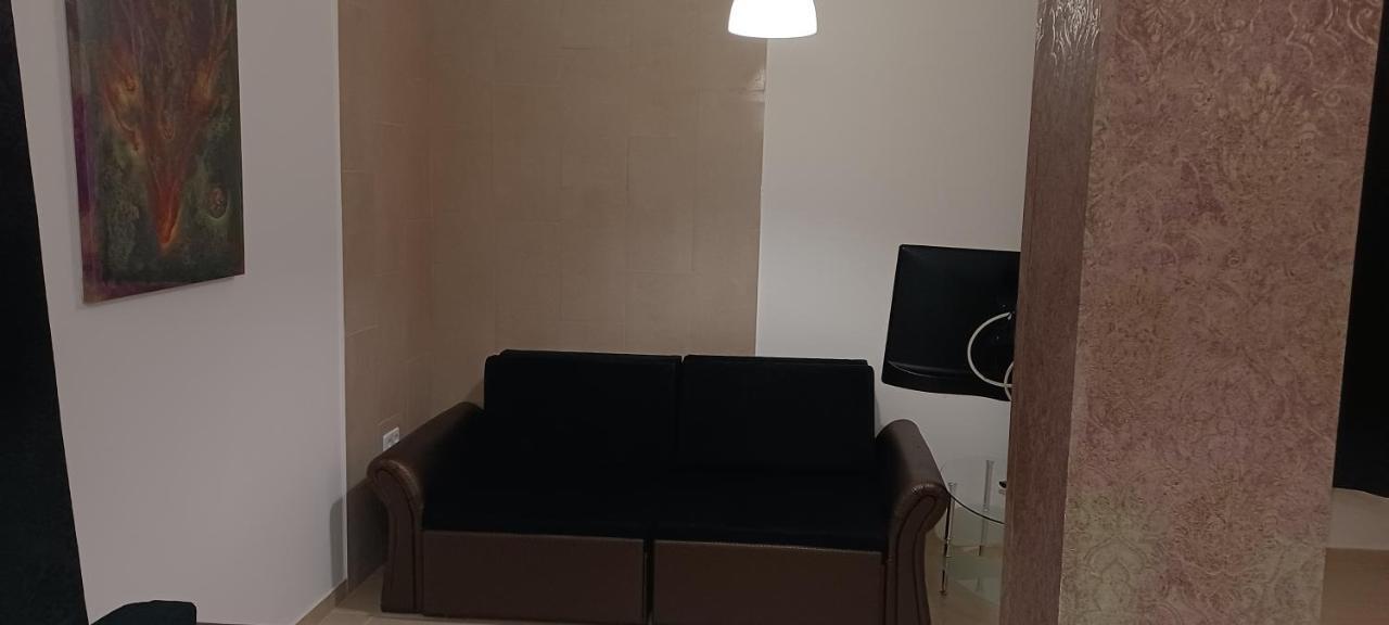 2 Studio Budapest Exteriör bild
